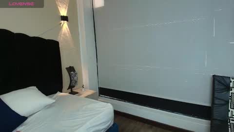 Snapshot of ambaross chatting on 9, 10, 2025 Ambar Ross online show from 9, 10, 2025