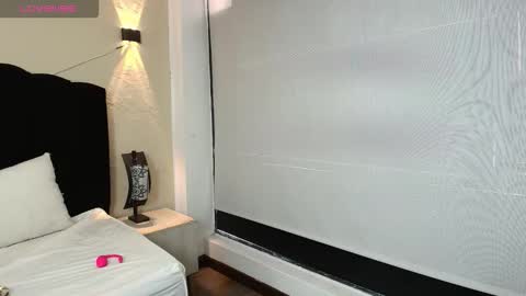 Snapshot of ambaross chatting on 14, 10, 2025 Ambar Ross online show from 14, 10, 2025