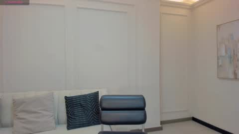 ambarowens online show from 7, 2, 2026