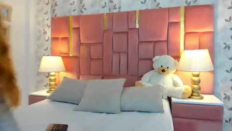 Snapshot of ambarsantany chatting on 18, 10, 2025 AmbarSantany online show from 18, 10, 2025