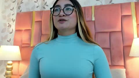 Snapshot of ambarsantany chatting on 3, 11, 2025 AmbarSantany online show from 3, 11, 2025