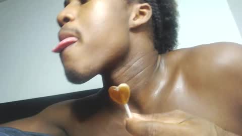 Snapshot of ambartxsex chatting on 27, 2, 2025 ambartxsex online show from 27, 2, 2025