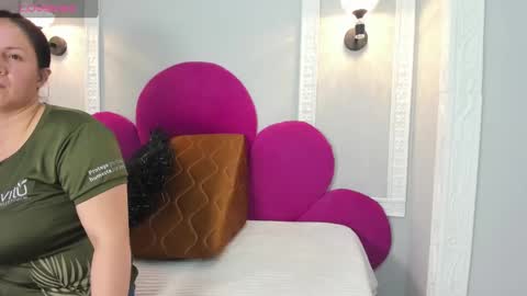 Snapshot of ambbermoon chatting on 23, 2, 2025   online show from 23, 2, 2025