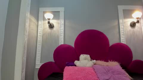   online show from 3, 2, 2026