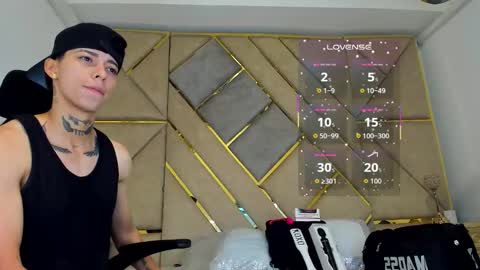 Snapshot of amber_adams_ chatting on 13, 10, 2025 Amber  online show from 13, 10, 2025