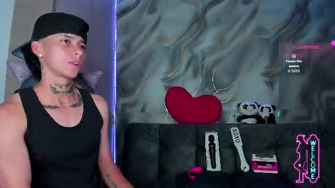 Snapshot of amber_adams_ chatting on 25, 6, 2026 Amber online show from 25, 6, 2026