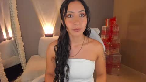 Snapshot of amber_curly chatting on 31, 12, 2024 amber_curly online show from 31, 12, 2024