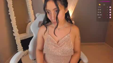 Snapshot of amber_curly chatting on 7, 2, 2025 amber_curly online show from 7, 2, 2025