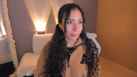 Snapshot of amber_curly chatting on 17, 2, 2025 amber_curly online show from 17, 2, 2025