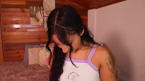 Snapshot of amber_curly chatting on 5, 11, 2025 amber_curly online show from 5, 11, 2025