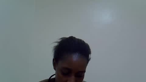 Snapshot of amber_cutie2 chatting on 11, 3, 2025 amber_cutie2 online show from 11, 3, 2025