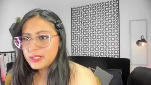 Snapshot of amber_gold113 chatting on 28, 4, 2026 Amber online show from 28, 4, 2026
