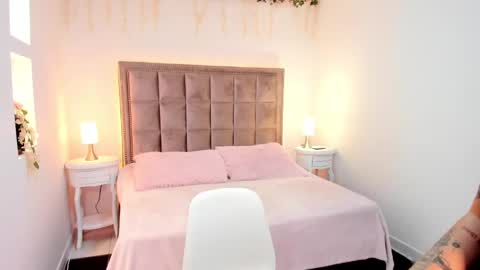 amber_ink online show from 30, 9, 2025