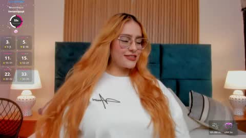 Snapshot of amber_kiss_ chatting on 10, 4, 2026 Emily online show from 10, 4, 2026