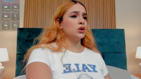 Snapshot of amber_kiss_ chatting on 25, 4, 2026 Emily online show from 25, 4, 2026