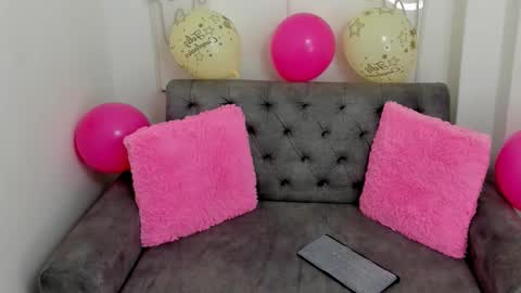 Snapshot of amber_martinezz chatting on 5, 2, 2025 ammber online show from 5, 2, 2025