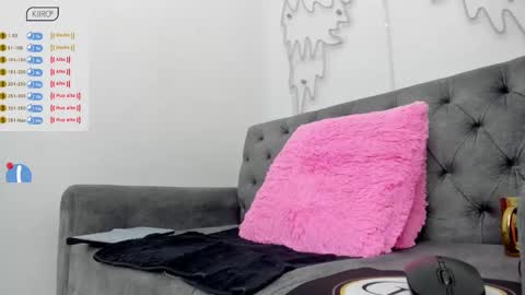Snapshot of amber_martinezz chatting on 13, 2, 2025 ammber online show from 13, 2, 2025