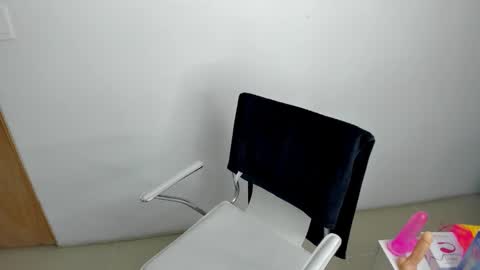 Snapshot of amber_martinezz chatting on 26, 2, 2025 ammber online show from 26, 2, 2025