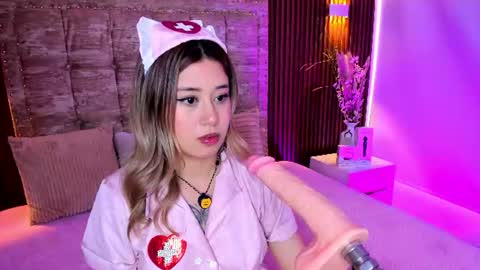 amber_palmer online show from 20, 6, 2026