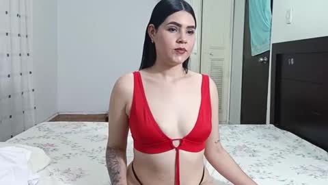 Snapshot of amber_soe chatting on 26, 10, 2025 Amber online show from 26, 10, 2025