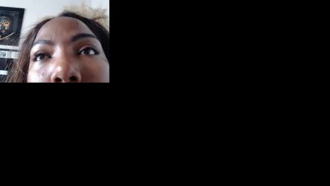 Snapshot of amberblazzee chatting on 3, 11, 2025 Amberblazzee online show from 3, 11, 2025