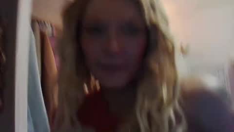 Snapshot of amberdesmond722 chatting on 10, 2, 2025 Kaligirll online show from 10, 2, 2025
