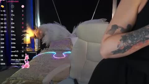 Snapshot of amberdismond chatting on 24, 6, 2026 Anna online show from 24, 6, 2026