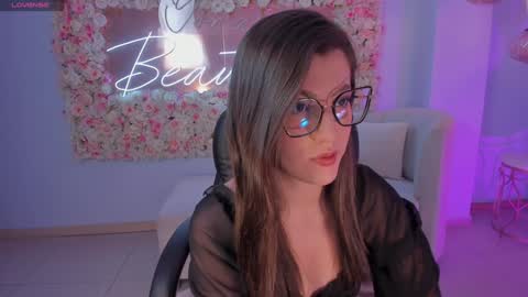 Snapshot of amberfarrell chatting on 16, 12, 2024 Amber online show from 16, 12, 2024