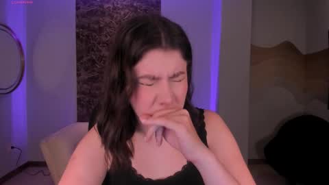 Snapshot of amberfarrell chatting on 10, 10, 2025 Amber online show from 10, 10, 2025