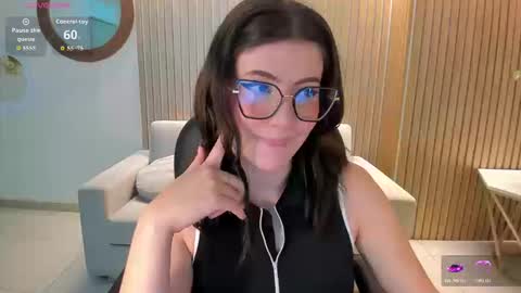 Snapshot of amberfarrell chatting on 13, 3, 2026 Amber online show from 13, 3, 2026