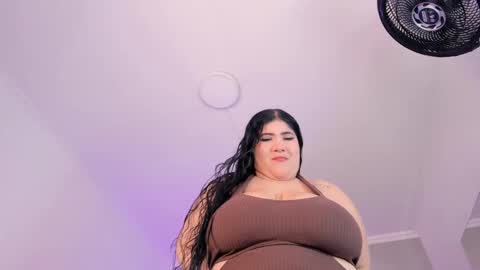 Snapshot of amberinihoffman chatting on 28, 9, 2025 Amber  online show from 28, 9, 2025