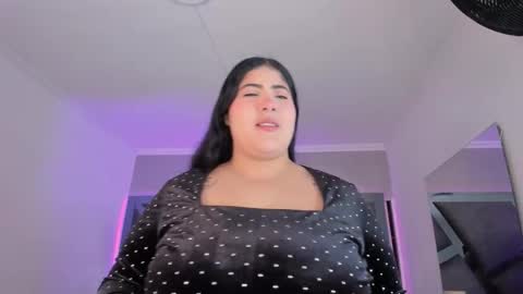 Snapshot of amberinihoffman chatting on 8, 10, 2025 Amber  online show from 8, 10, 2025