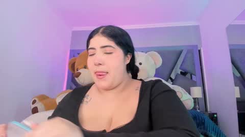 Snapshot of amberinihoffman chatting on 10, 10, 2025 Amber  online show from 10, 10, 2025