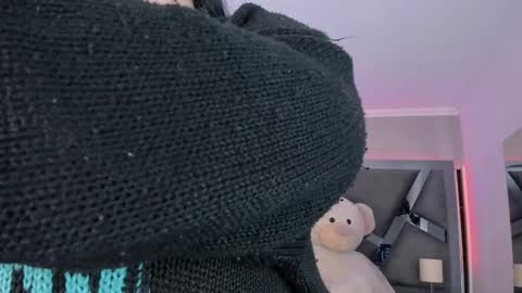 Snapshot of amberinihoffman chatting on 7, 11, 2025 Amber online show from 7, 11, 2025