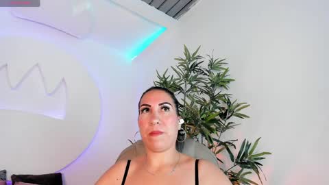 Snapshot of amberjoymilf chatting on 12, 4, 2026 Amber online show from 12, 4, 2026