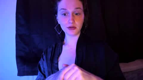 Snapshot of amberkinsley chatting on 5, 10, 2025 amberkinsley online show from 5, 10, 2025