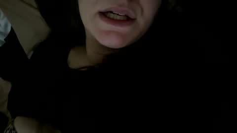 Snapshot of amberkni chatting on 11, 4, 2026 amberkni online show from 11, 4, 2026
