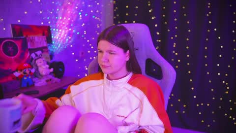 Snapshot of amberlyyy chatting on 13, 5, 2026 my name is Sonya but you can call me your favorite girl 3 online show from 13, 5, 2026