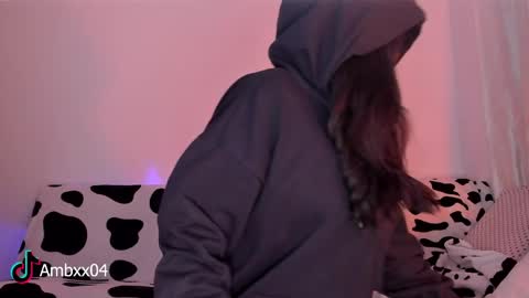 Amber online show from 2, 5, 2026