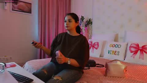 Amberseyes online show from 12, 5, 2026