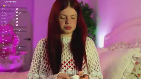 Snapshot of ambershoney chatting on 14, 10, 2025 Amber online show from 14, 10, 2025