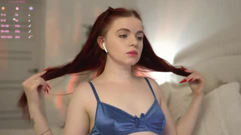 Snapshot of ambershoney chatting on 8, 4, 2026 Amber online show from 8, 4, 2026