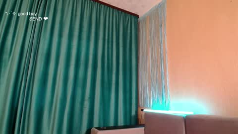 Snapshot of ambrosia_nectar chatting on 2, 10, 2025 25 WEEK Princess Linnea online show from 2, 10, 2025