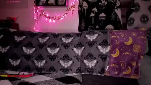 amburlicious online show from 18, 5, 2026