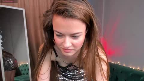 Snapshot of ameli_lorans chatting on 14, 2, 2025 Ameli Lorans online show from 14, 2, 2025