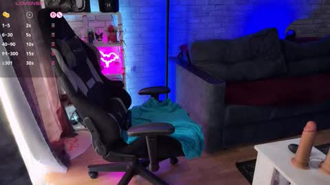 Amelia Aley  online show from 18, 3, 2026