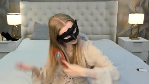 amelia_hide online show from 9, 9, 2025
