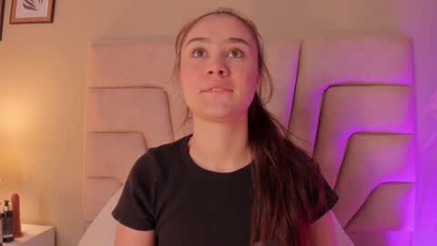  Amelia  online show from 22, 2, 2026