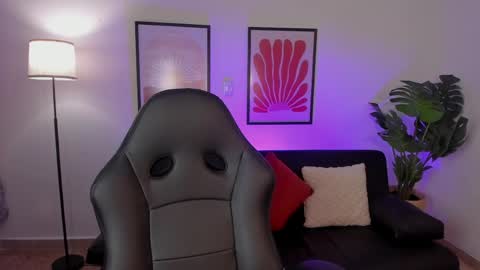 Amelia  online show from 31, 5, 2026