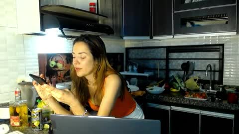 Amalia Castro online show from 12, 4, 2026